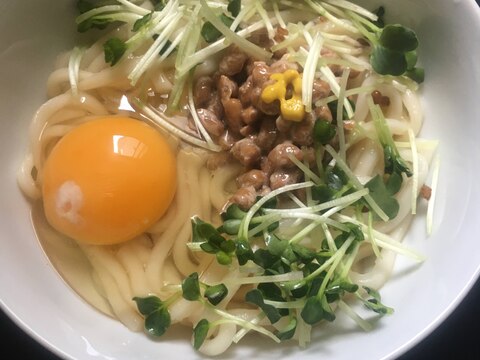 かいわれ大根、納豆の、釜玉うどん